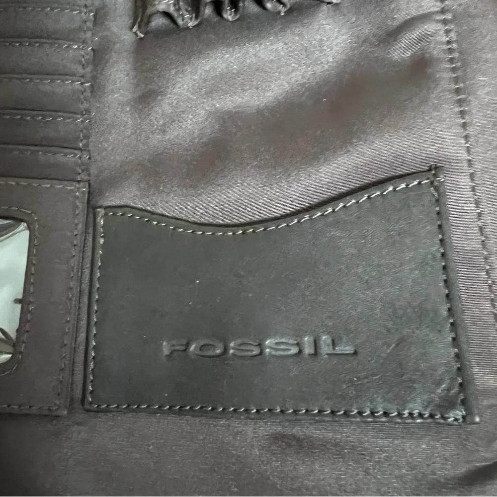 Fossil Vintage Brown Leather Messenger Bag